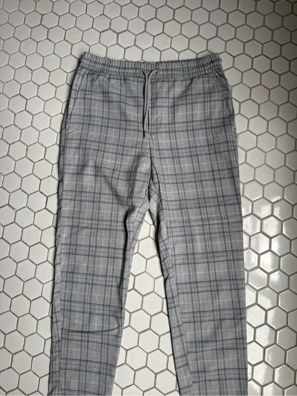 ONLY & SONS Gray Plaid Drawstring Joggers with Blue Windowpane